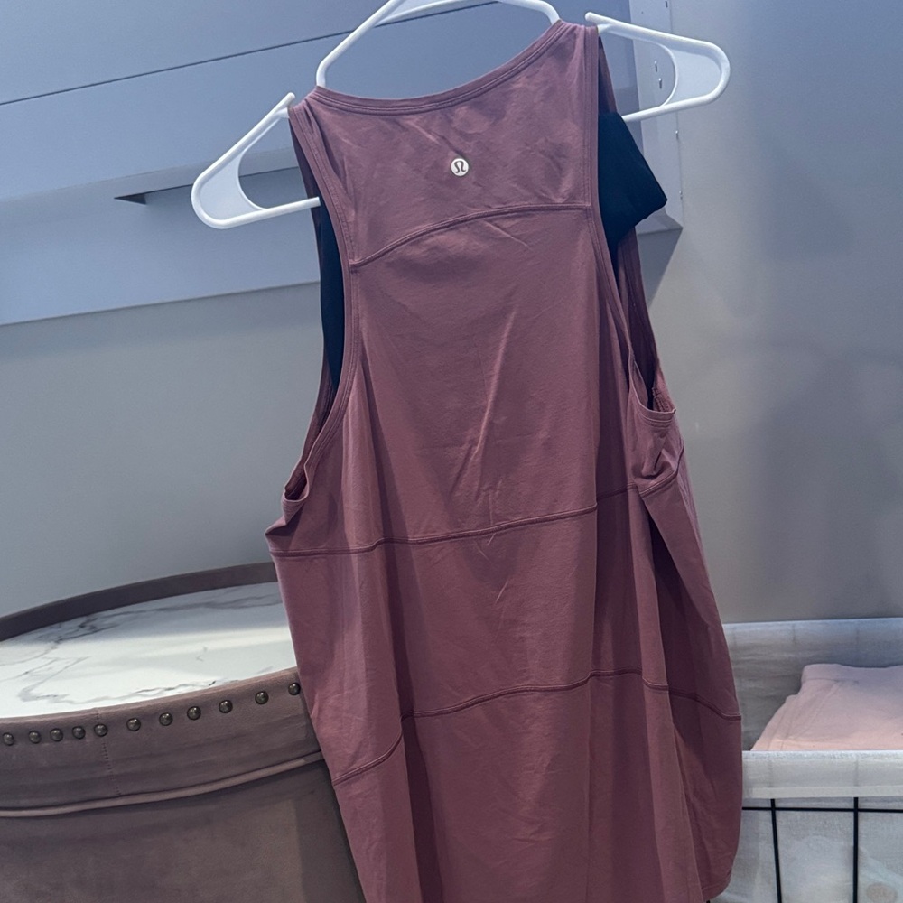 Women's Mauve back in action Sleeveless Top - Picture 2 of 4